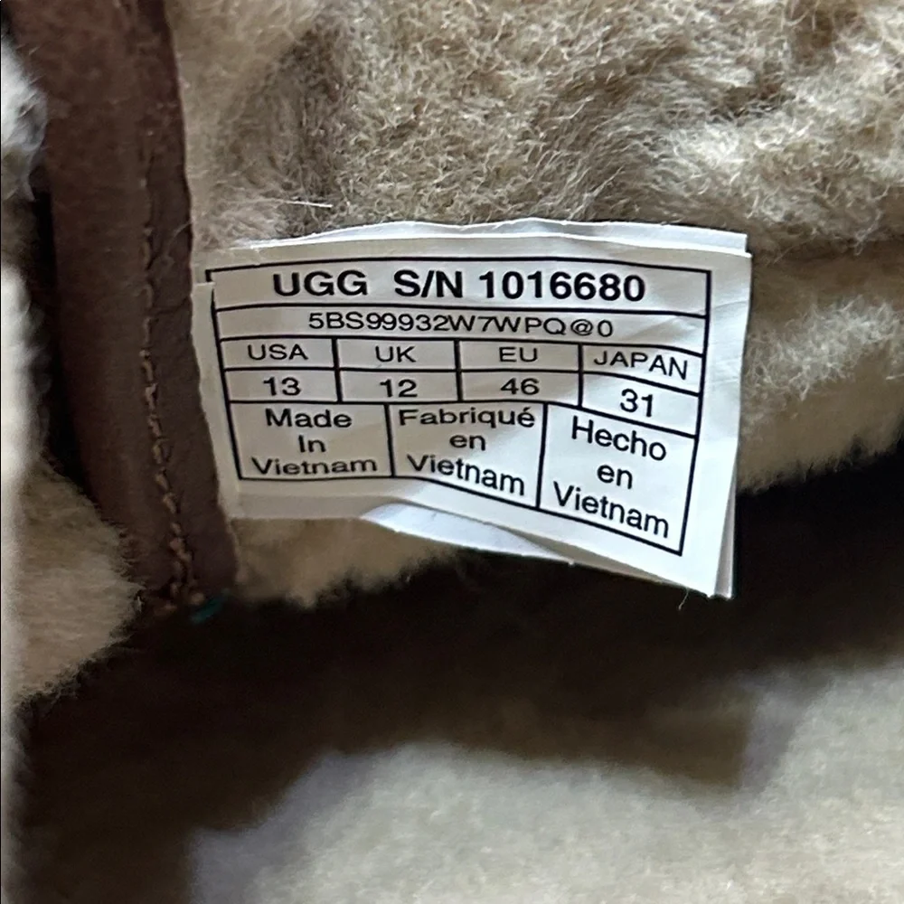 UGG Maksim Boot